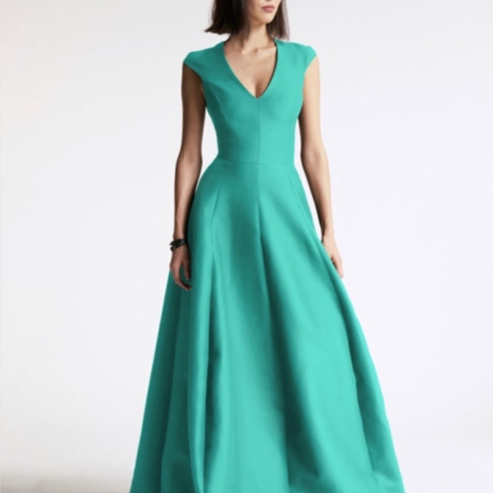Halston Heritage beautiful prom wedding Gown